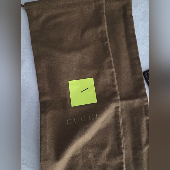 Gucci 16" X 6" - Bundle 2- Luxurious Brown Shoe Dust Bag - Picture 8 of 8